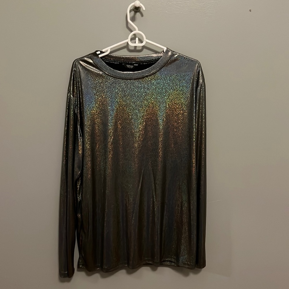 Long sleeve reflective shirt.